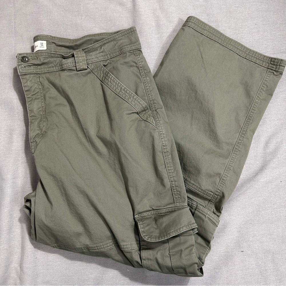 Abercrombie & Fitch Olive Cargo Pants